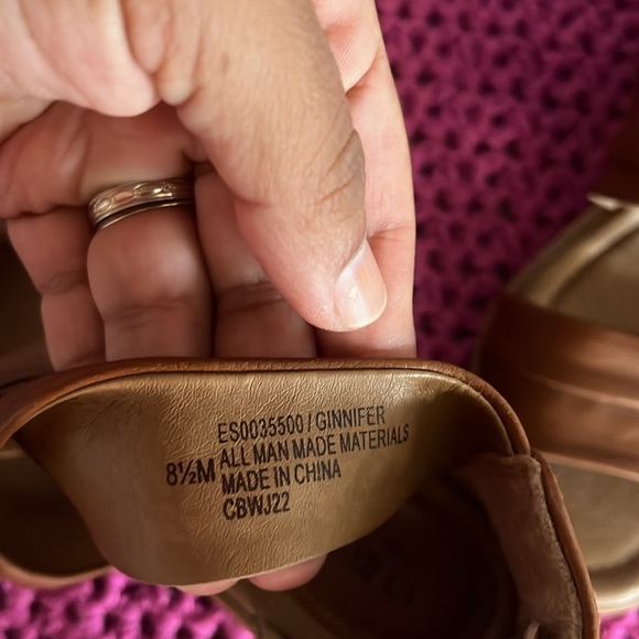 EuroSoft by Sofft Ginnifer Wedge Sandal in Brown Size 8.5 - Picture 3 of 7